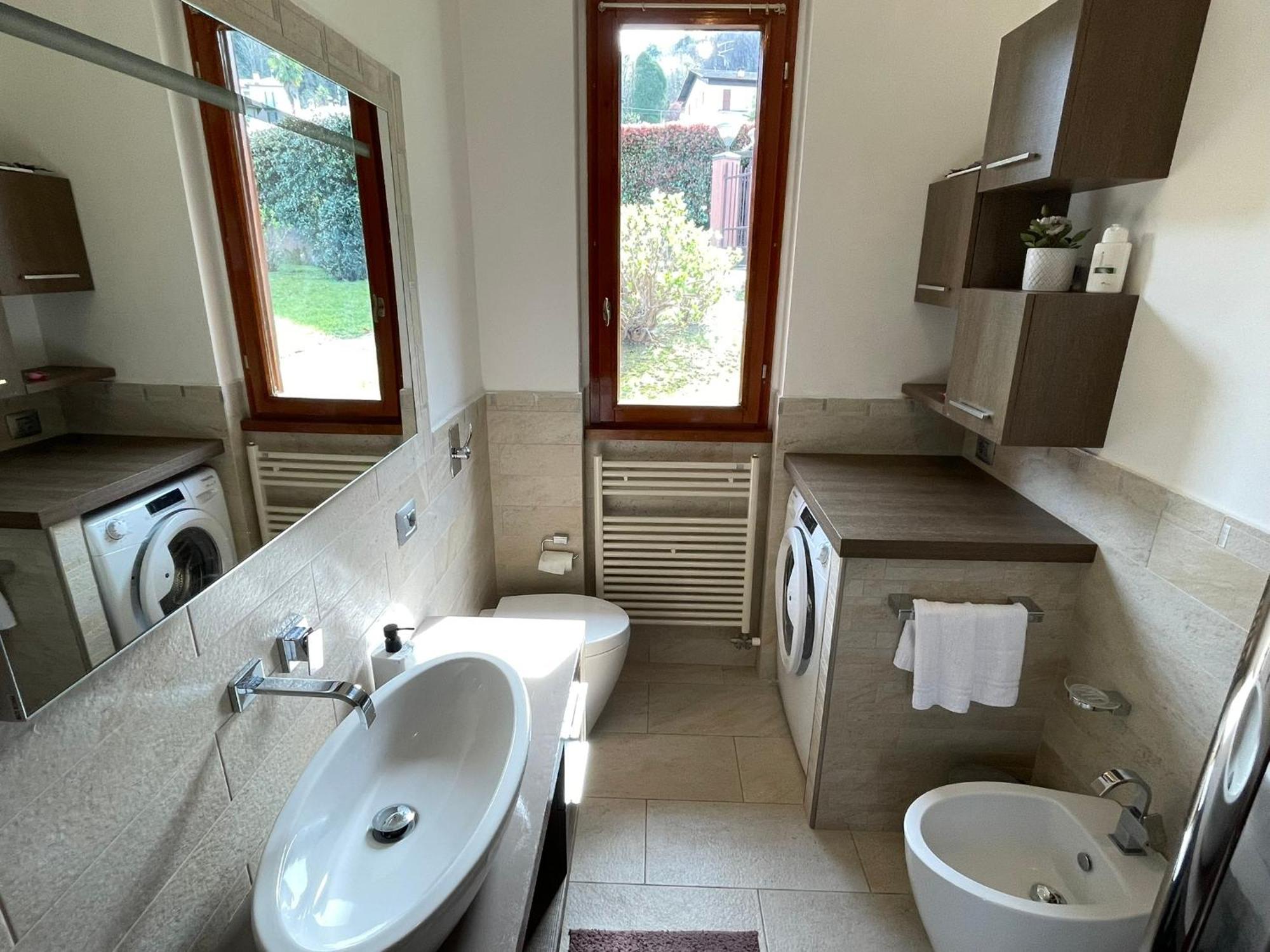 Lovingstresa3 Giardino Del Lago Екстериор снимка